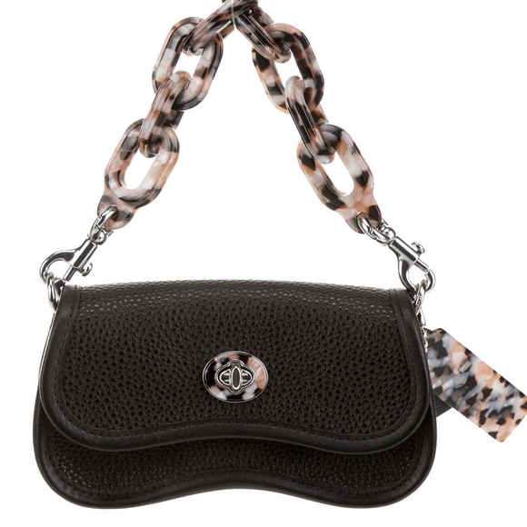 Coachtopia Handbags - Coach Coachtopia Mini Wavy Dinky Bag with Crossbody Strap in Black Leather.
NWT